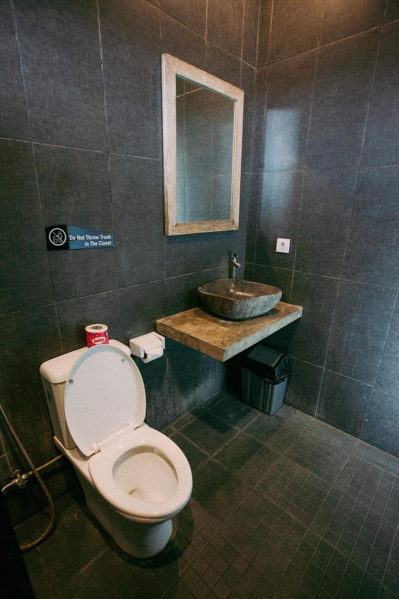 Swell Hotel, Pool Bar & Restaurant تاناه لوت المظهر الخارجي الصورة