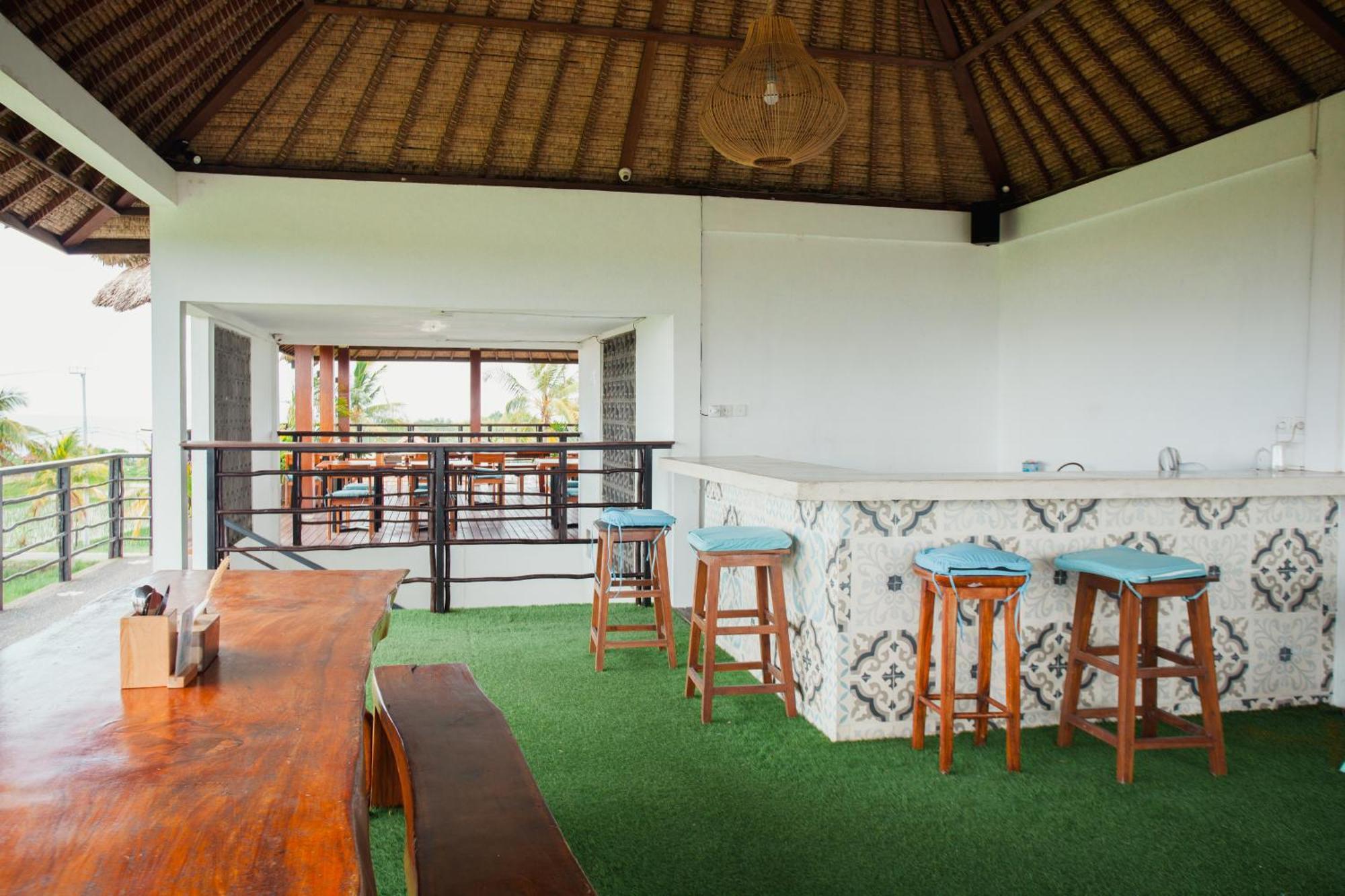 Swell Hotel, Pool Bar & Restaurant تاناه لوت المظهر الخارجي الصورة