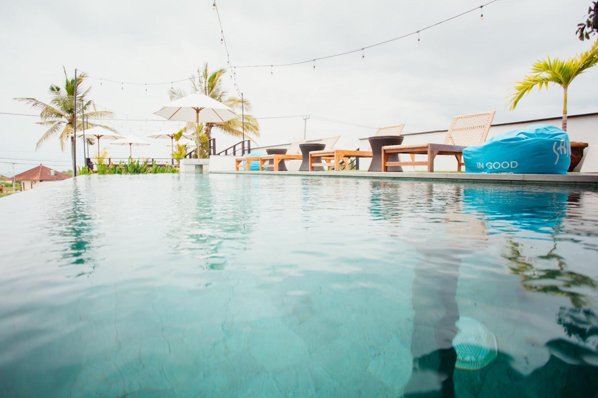 Swell Hotel, Pool Bar & Restaurant تاناه لوت المظهر الخارجي الصورة